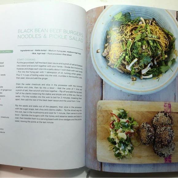 Jamie Oliver’s Jamie’s 15 Minute Meals Hardcover Cookbook - Picture 10 of 16